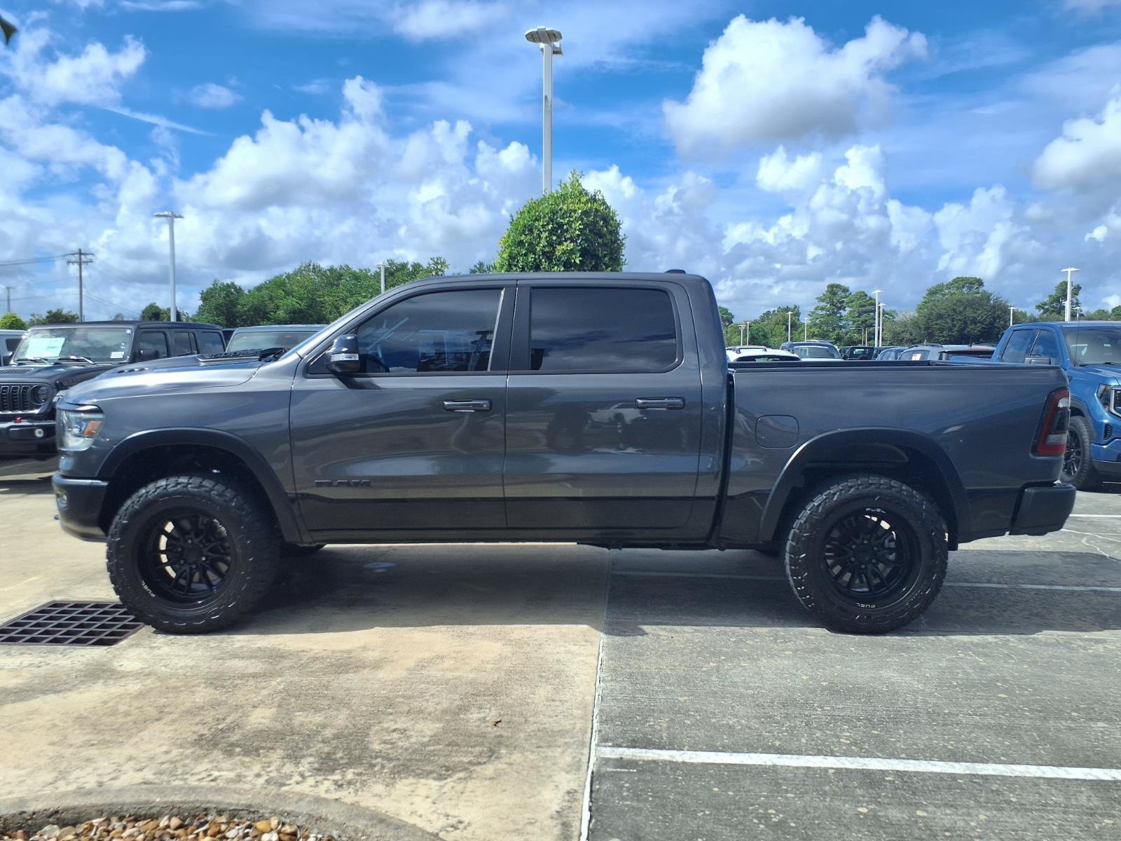 Used 2020 RAM 1500 Rebel w/ Rebel Level 2 Equipment Group AWD/4WD image 8