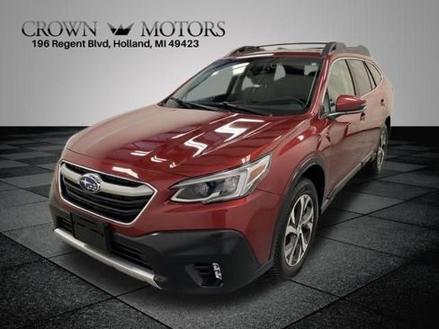 Used 2020 Subaru Outback Limited AWD/4WD image 3