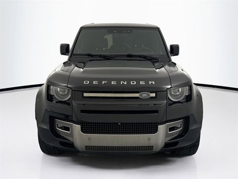 Certified 2022 Land Rover Defender 110 X image 2