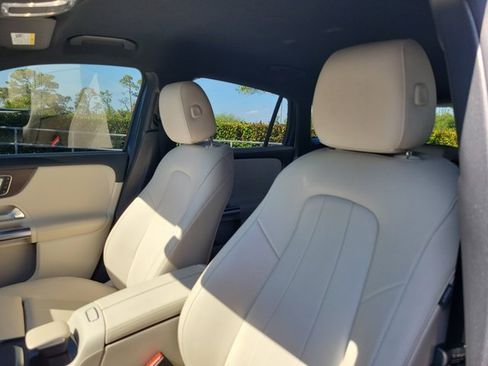 Used 2021 Mercedes-Benz GLA 250 image 16