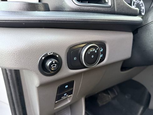 Used 2024 Ford Transit 350 XLT image 24