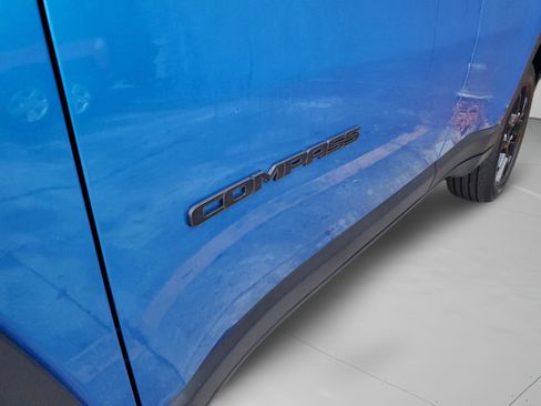 Used 2026 Jeep Compass Latitude image 6