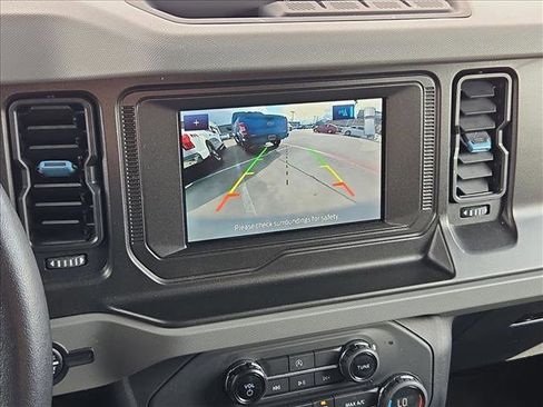 Used 2021 Ford Bronco Black Diamond image 14