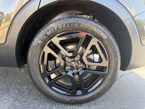 Used 2023 Kia Telluride SX X-Line AWD/4WD image 11