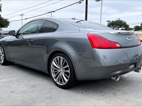Used 2015 INFINITI Q60 Sport RWD image 4