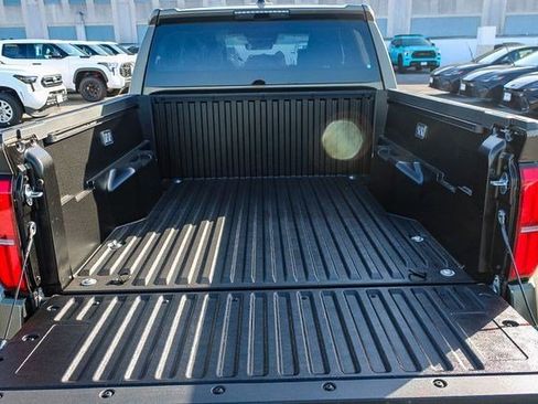 New 2026 Toyota Tacoma TRD Off-Road AWD/4WD image 13