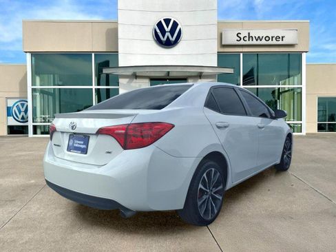 Used 2019 Toyota Corolla SE image 4