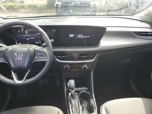 Used 2025 Buick Encore GX Preferred image 12