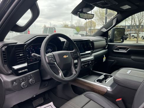 New 2026 Chevrolet Silverado 2500 High Country w/ Technology Package AWD/4WD image 17