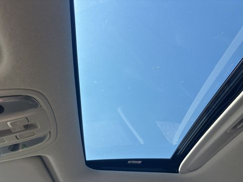 Certified 2022 Kia Niro LXS image 15