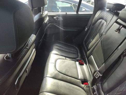 Used 2025 BMW X5 M60i AWD/4WD image 18