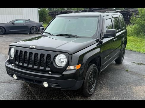 Used 2015 Jeep Patriot Sport w/ Power Value Group AWD/4WD image 1