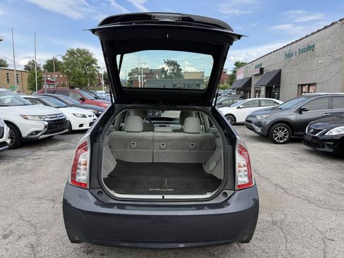 Used 2013 Toyota Prius Two FWD image 8