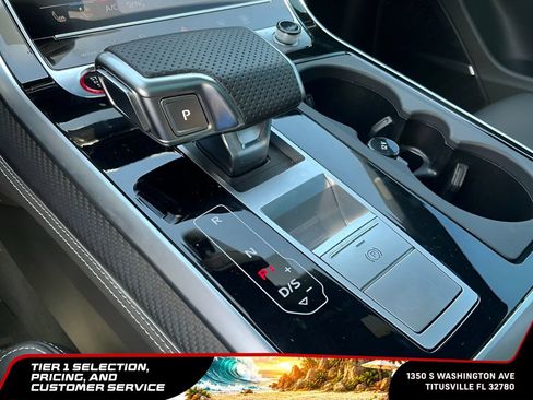Used 2025 Audi SQ8 Premium Plus w/ 23" Wheel Package AWD/4WD image 31