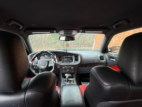 Used 2018 Dodge Charger R/T Scat Pack w/ Dynamics Package image 29