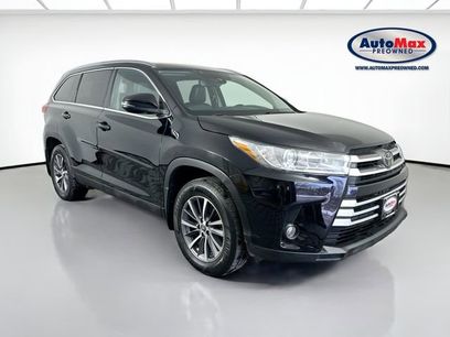 Used 2019 Toyota Highlander XLE w/ Protection Package #3