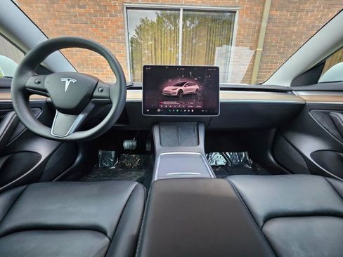 Used 2022 Tesla Model 3 Long Range AWD/4WD image 38