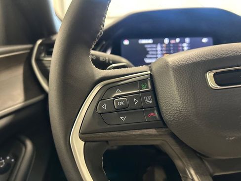 New 2026 Jeep Grand Cherokee Altitude image 19