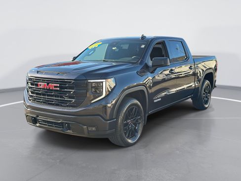 Used 2024 GMC Sierra 1500 Elevation image 3