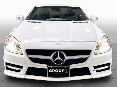 Used 2016 Mercedes-Benz SLK 350 image 4
