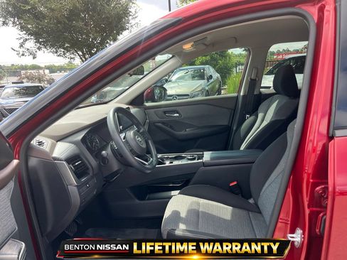 Used 2021 Nissan Rogue SV AWD/4WD image 10