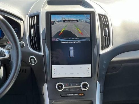 Used 2024 Ford Edge SEL AWD/4WD image 18