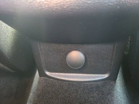 Used 2020 Ford Fusion SE image 19