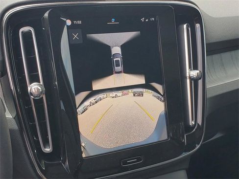 New 2026 Volvo XC40 B5 Ultra w/ Climate Package image 22