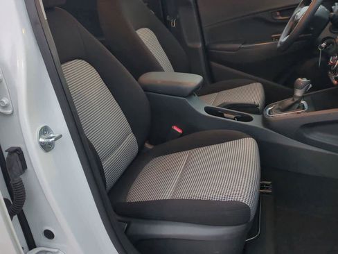 Used 2023 Hyundai Kona SE image 20