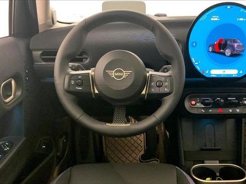 Used 2025 MINI Cooper S image 4