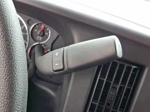 New 2025 Chevrolet Express 3500 w/ Driver Convenience Package image 7