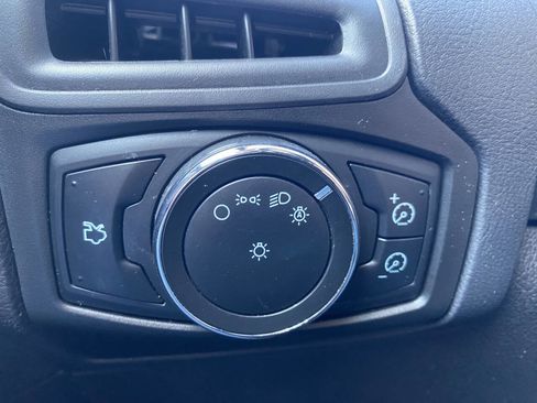 Used 2013 Ford Focus SE image 29