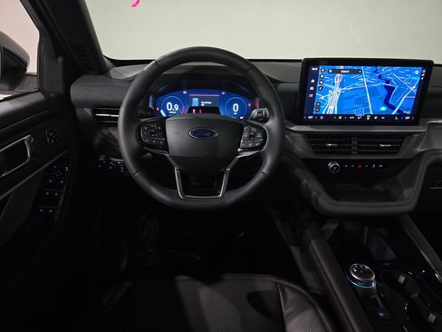 New 2026 Ford Explorer Platinum w/ LUX Leather Package image 35