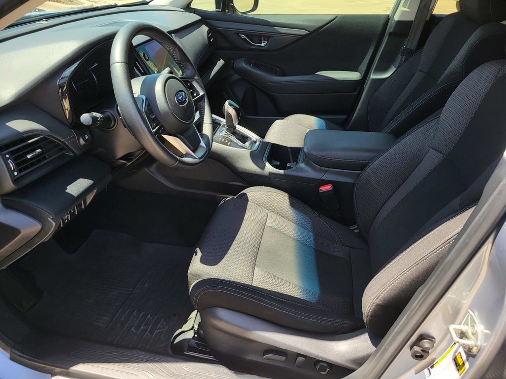 Used 2020 Subaru Outback Premium AWD/4WD image 18