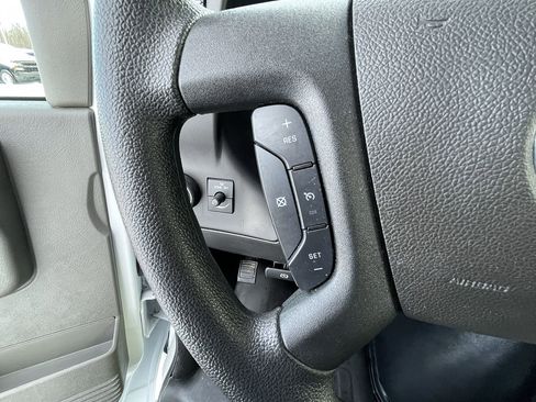 Used 2024 GMC Savana 2500 w/ Driver Convenience Package image 32