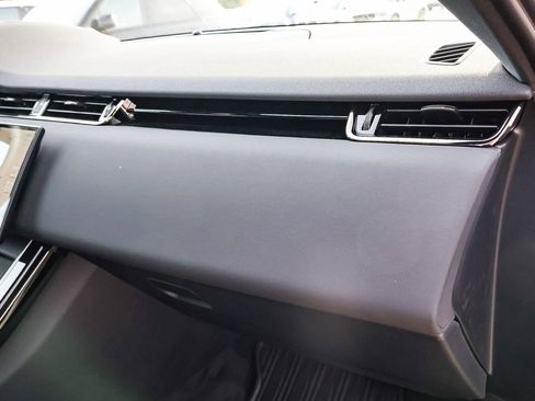 New 2026 Land Rover Range Rover Evoque Dynamic SE image 18