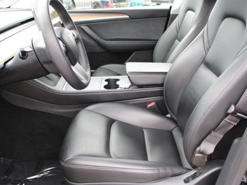 Used 2023 Tesla Model Y Long Range AWD/4WD image 26