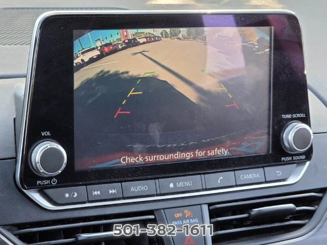 Used 2024 Nissan Altima 2.5 SV FWD image 23