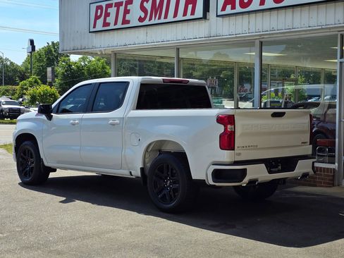 Used 2023 Chevrolet Silverado 1500 RST w/ Z71 Off-Road Package image 4