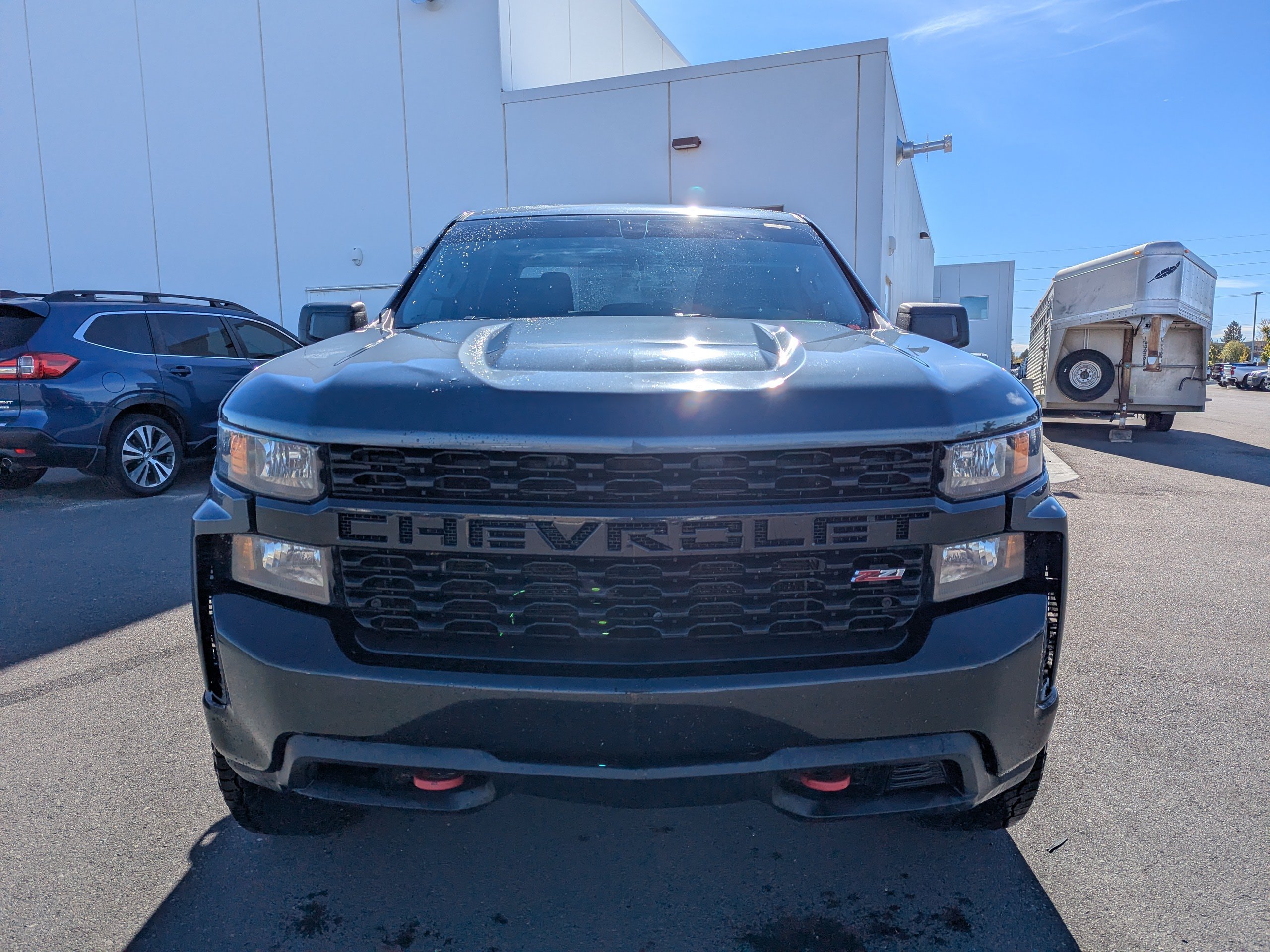 Used 2020 Chevrolet Silverado 1500 Custom Trail Boss w/ LPO, Dark Essentials Package AWD/4WD image 3