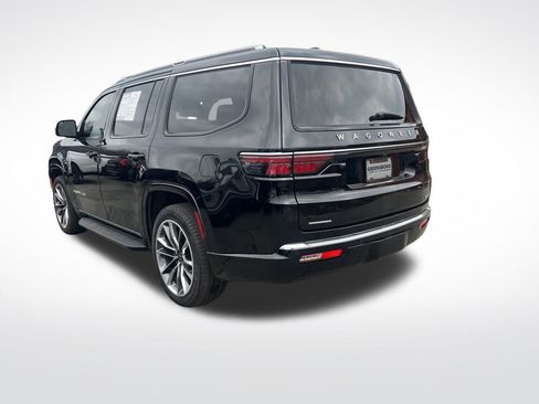 Used 2023 Jeep Wagoneer Series II w/ Premium Group I image 3