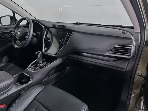 Used 2023 Subaru Outback Touring image 29