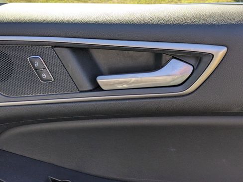 Used 2021 Ford Edge SEL w/ Convenience Package image 34