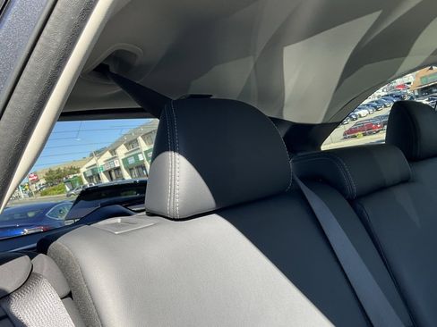 Used 2017 Subaru Outback 2.5i Limited image 52