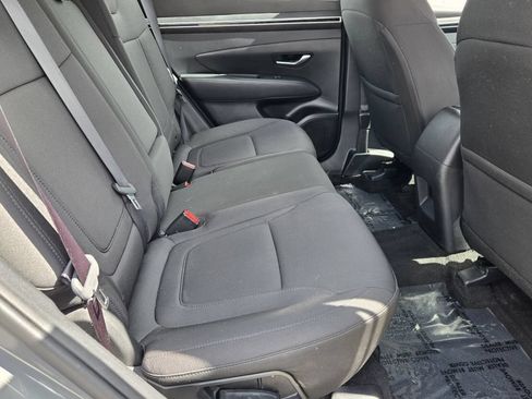 Certified 2024 Hyundai Tucson SE FWD image 16
