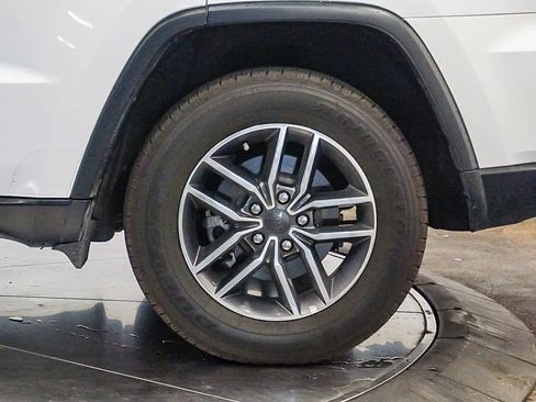 Used 2020 Jeep Grand Cherokee Limited w/ Luxury Group II image 10