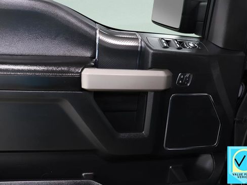 Used 2018 Ford F150 Lariat w/ Equipment Group 502A Luxury image 24