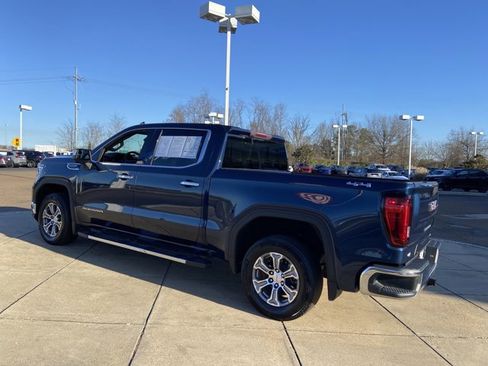 Used 2023 GMC Sierra 1500 SLT image 11