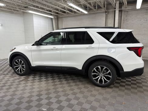 New 2026 Ford Explorer ST-Line RWD image 11