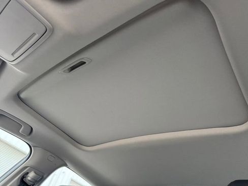 Used 2024 Acura Integra image 25